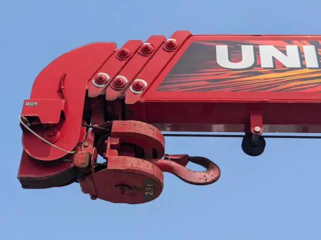 いすゞ フォワード 2PG-FRR90S1(2WD)の写真38