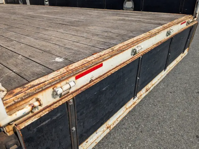 いすゞ フォワード 2PG-FRR90S1(2WD)の写真10