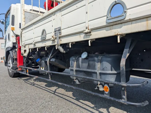 いすゞ フォワード 2PG-FRR90S1(2WD)の写真17