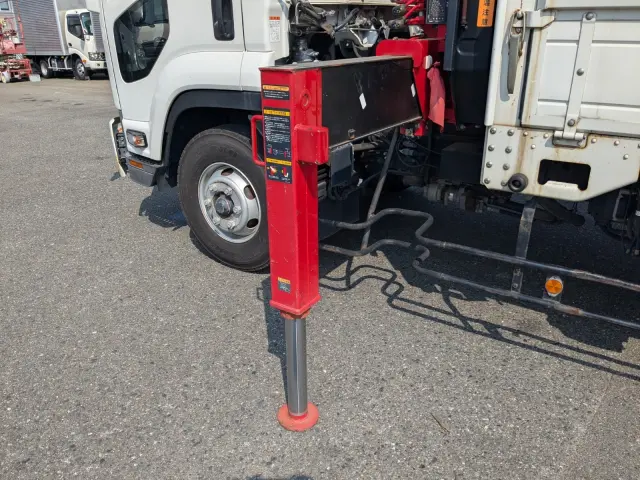 いすゞ フォワード 2PG-FRR90S1(2WD)の写真19