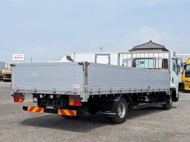 いすゞ フォワード TKG-FRR90S1(2WD)の写真5