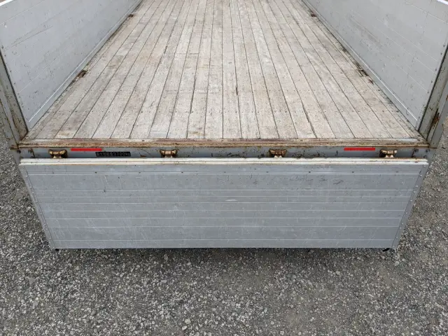 いすゞ フォワード TKG-FRR90S1(2WD)の写真10