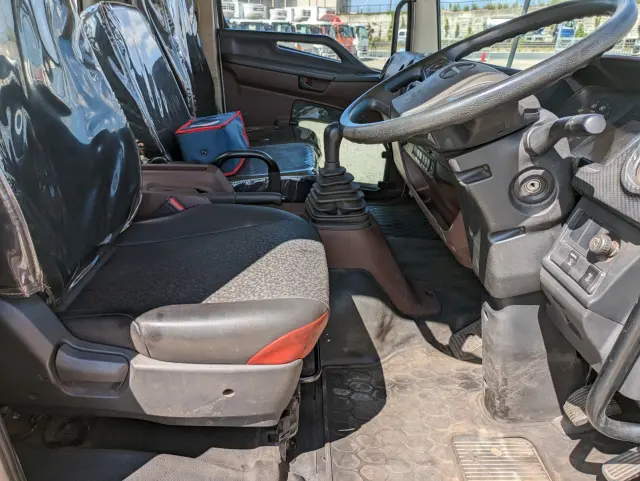 日野 レンジャー 2KG-FC2ABA(2WD)の写真35