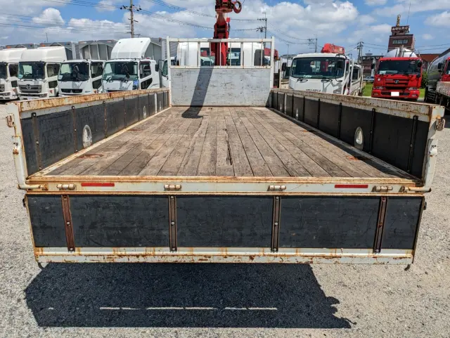 いすゞ フォワード 2PG-FRR90S1(2WD)の写真12