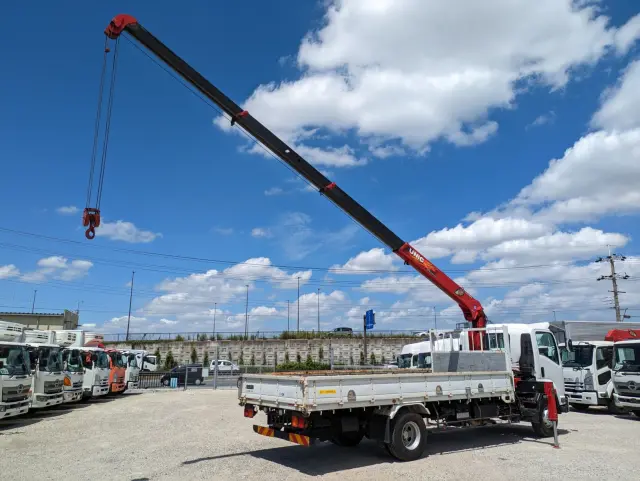 いすゞ フォワード 2PG-FRR90S1(2WD)の写真21