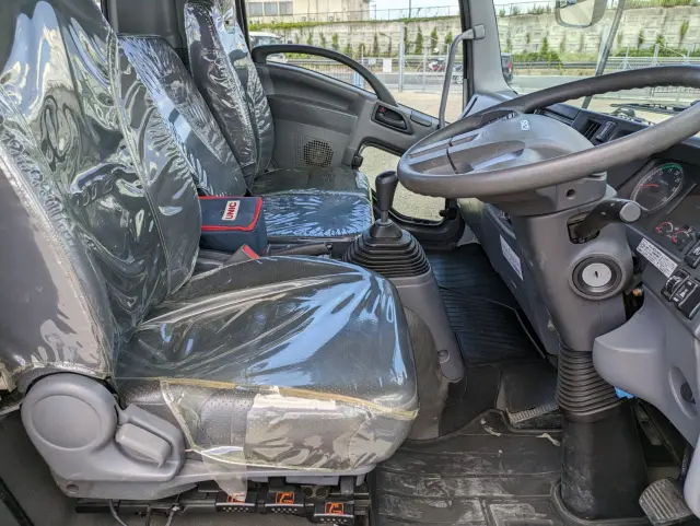 いすゞ フォワード 2PG-FRR90S1(2WD)の写真35