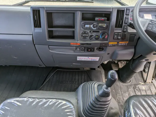 いすゞ フォワード 2PG-FRR90S1(2WD)の写真38