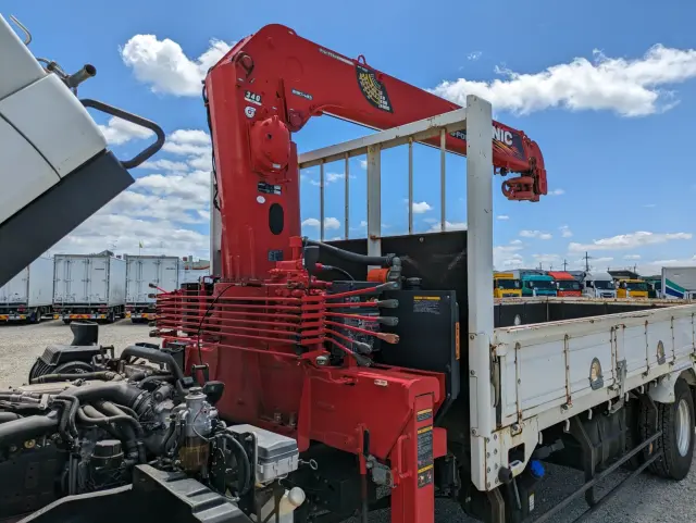 いすゞ フォワード 2PG-FRR90S1(2WD)の写真42