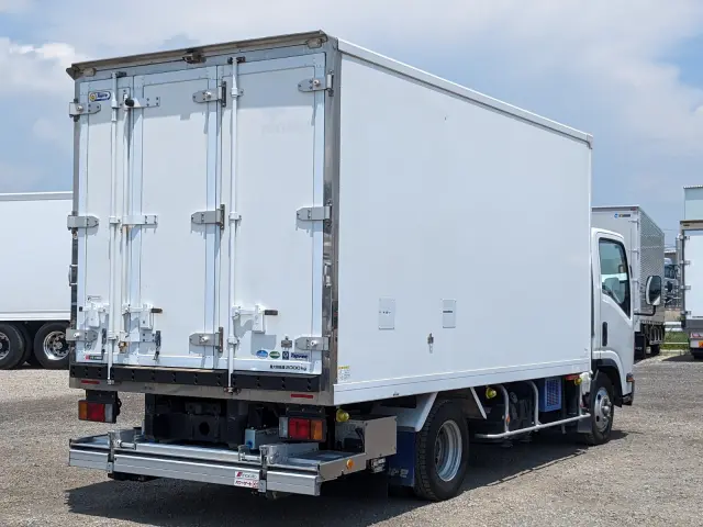 いすゞ エルフ TPG-NPR85AN(2WD)の写真5