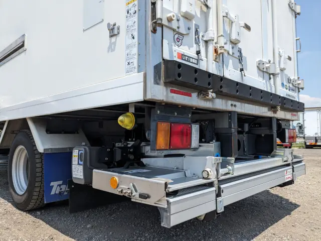 いすゞ エルフ TPG-NPR85AN(2WD)の写真8