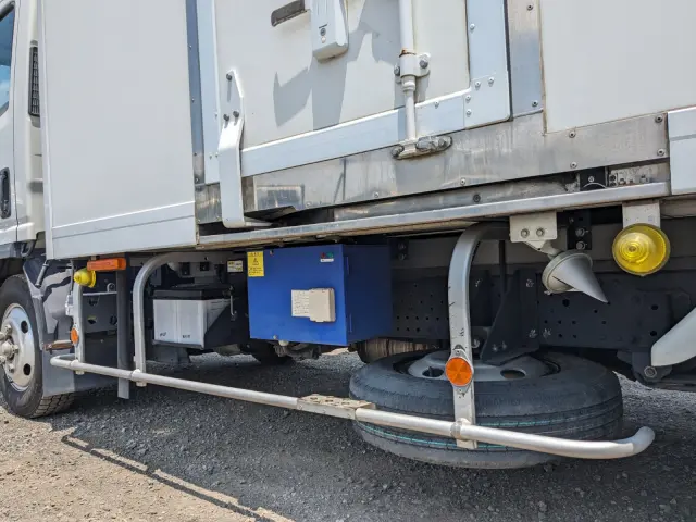 いすゞ エルフ TPG-NPR85AN(2WD)の写真30