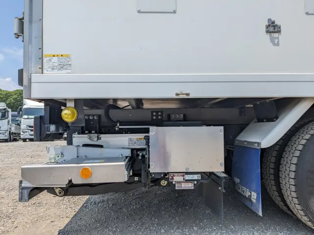 いすゞ エルフ TPG-NPR85AN(2WD)の写真35