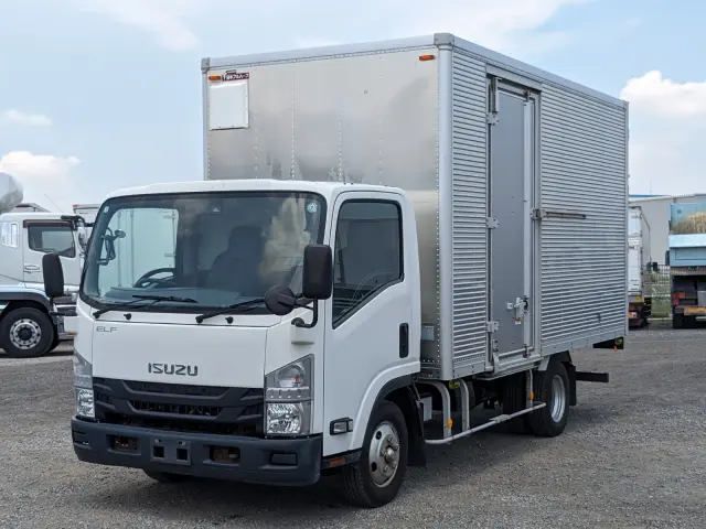 いすゞ エルフ TPG-NPR85AN(2WD)の写真1