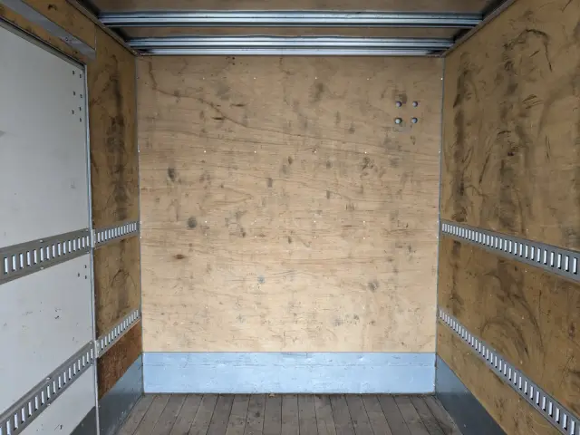 いすゞ エルフ TPG-NPR85AN(2WD)の写真18