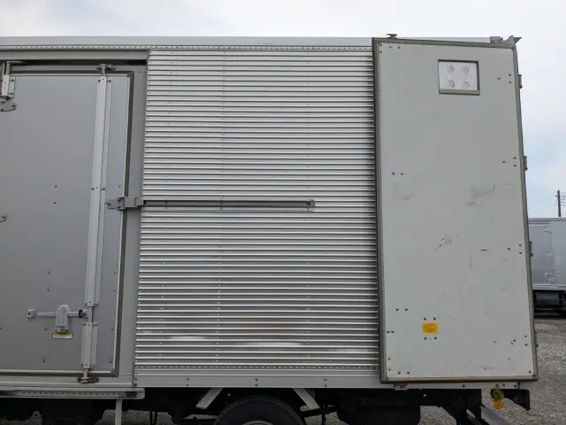 いすゞ エルフ TPG-NPR85AN(2WD)の写真22