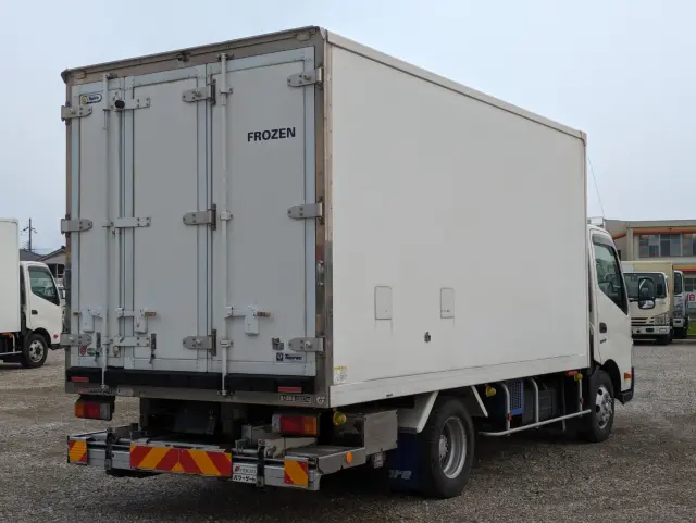 日野 デュトロ TPG-XZU712M(2WD)の写真7