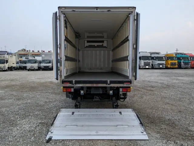 日野 デュトロ TPG-XZU712M(2WD)の写真10