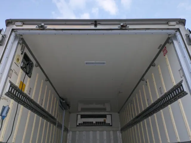 日野 デュトロ TPG-XZU712M(2WD)の写真11