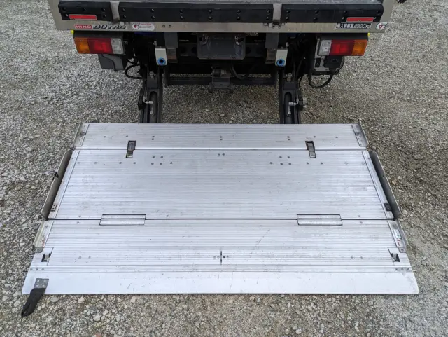 日野 デュトロ TPG-XZU712M(2WD)の写真13