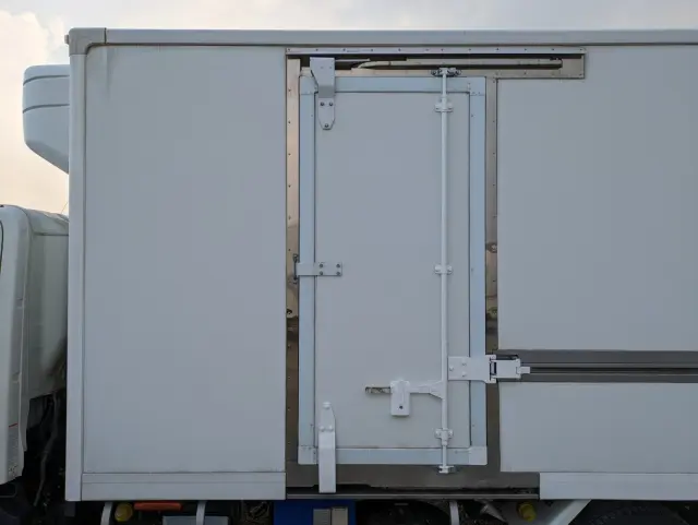 日野 デュトロ TPG-XZU712M(2WD)の写真28