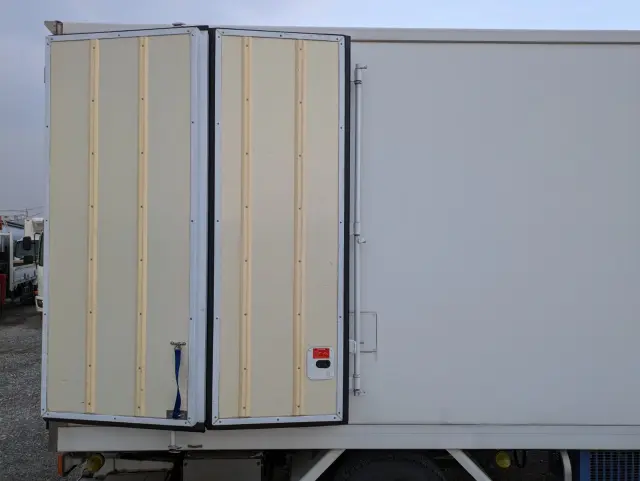 日野 デュトロ TPG-XZU712M(2WD)の写真32