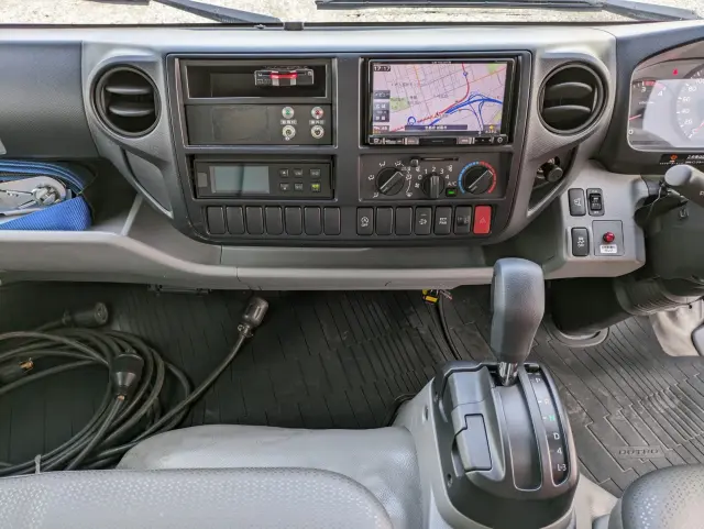 日野 デュトロ TPG-XZU712M(2WD)の写真41