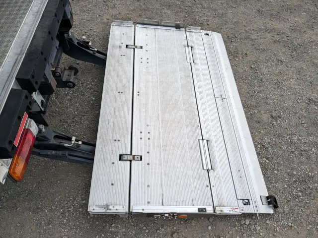 日野 デュトロ TPG-XZU712M(2WD)の写真10