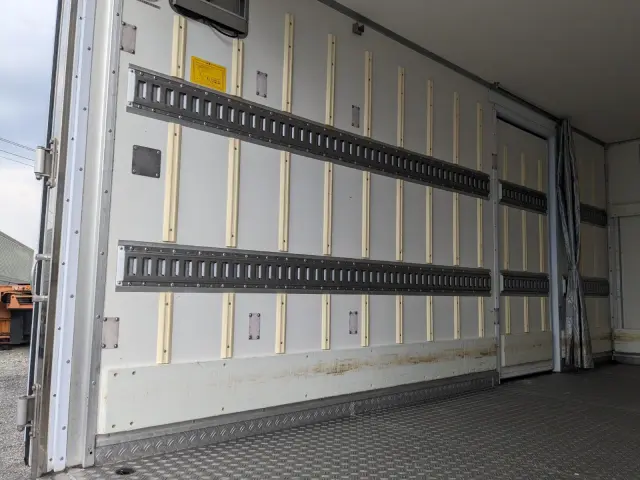 日野 デュトロ TPG-XZU712M(2WD)の写真21