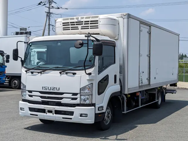 いすゞ フォワード 2PG-FRR90S2(2WD)の写真1
