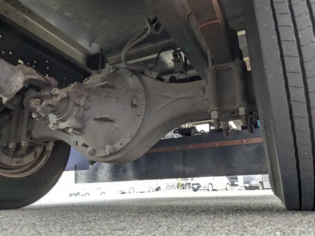 いすゞ フォワード 2PG-FRR90S2(2WD)の写真12