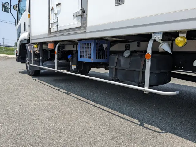 いすゞ フォワード 2PG-FRR90S2(2WD)の写真13