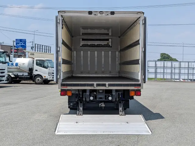 いすゞ フォワード 2PG-FRR90S2(2WD)の写真34