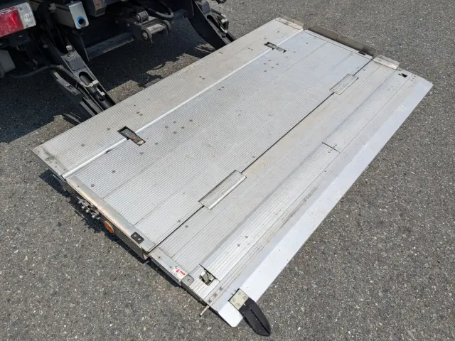 日野 デュトロ TPG-XZU712M(2WD)の写真10