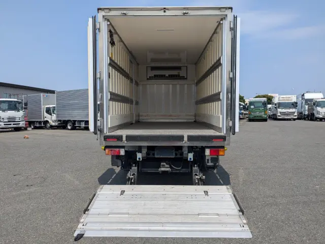 日野 デュトロ TPG-XZU712M(2WD)の写真10