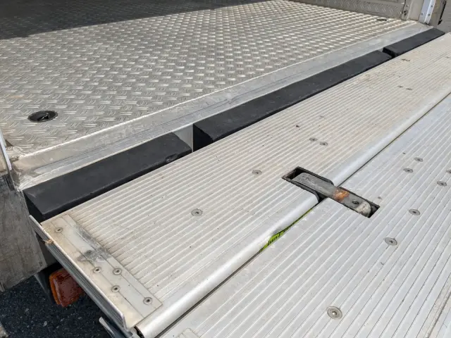 日野 デュトロ TPG-XZU712M(2WD)の写真13