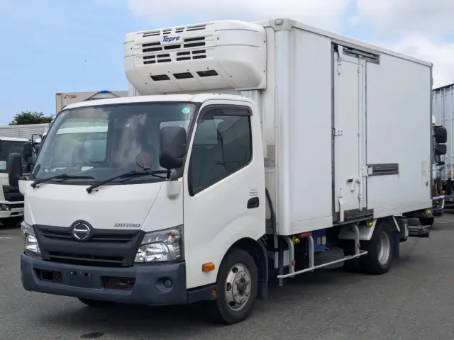 日野 デュトロ TPG-XZU712M(2WD)の写真1
