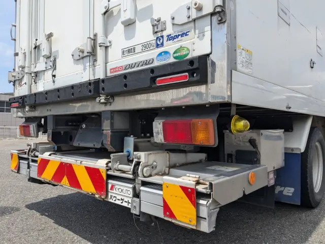 日野 デュトロ TPG-XZU712M(2WD)の写真8