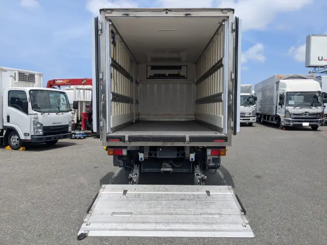 日野 デュトロ TPG-XZU712M(2WD)の写真9