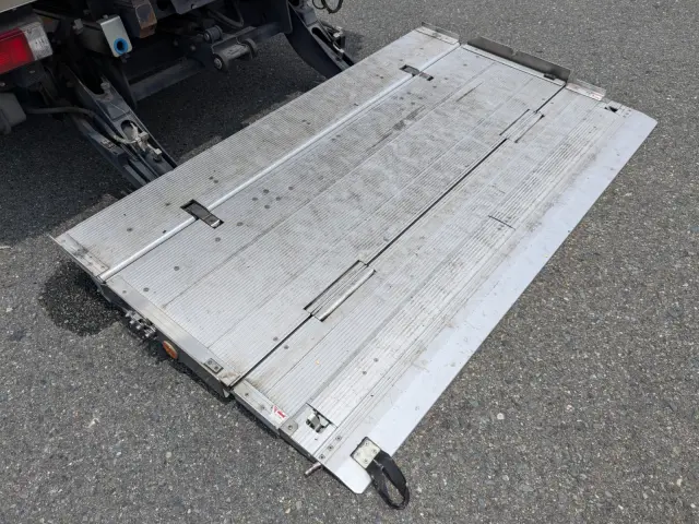 日野 デュトロ TPG-XZU712M(2WD)の写真10