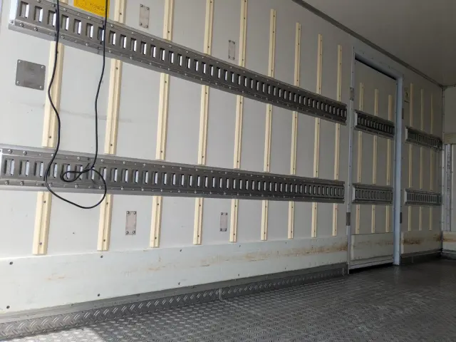 日野 デュトロ TPG-XZU712M(2WD)の写真15