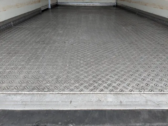 日野 デュトロ TPG-XZU712M(2WD)の写真16