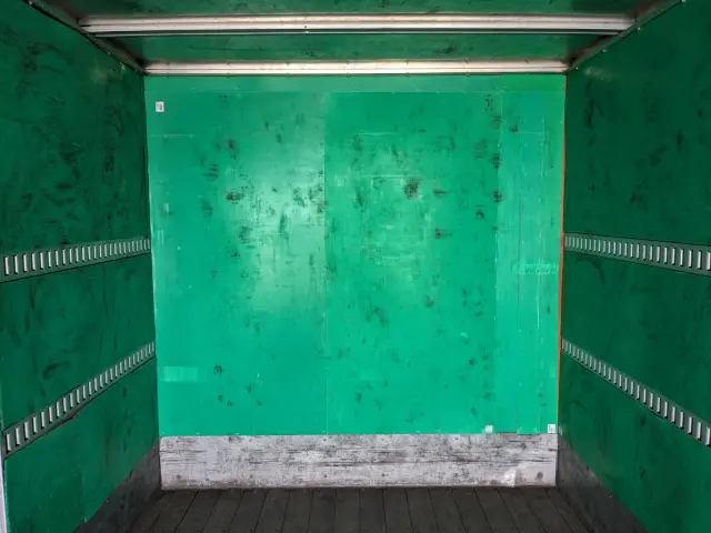 いすゞ フォワード TKG-FRR90S2(2WD)の写真19