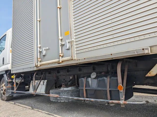 いすゞ フォワード TKG-FRR90S2(2WD)の写真28