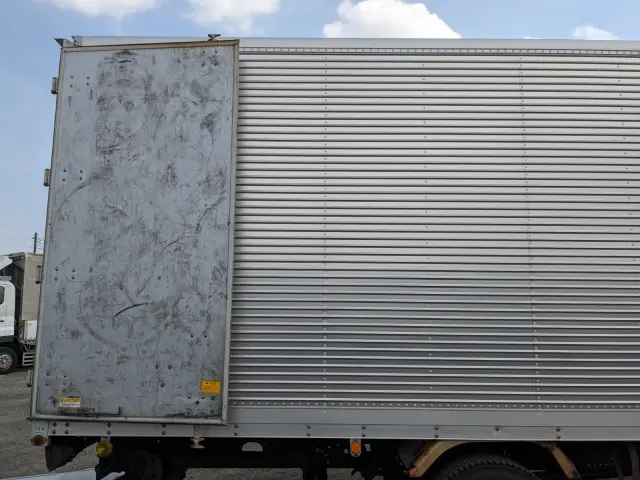 いすゞ フォワード TKG-FRR90S2(2WD)の写真29