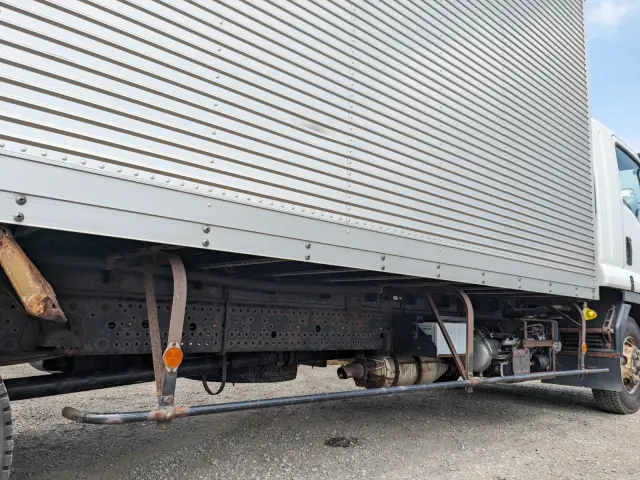 いすゞ フォワード TKG-FRR90S2(2WD)の写真35