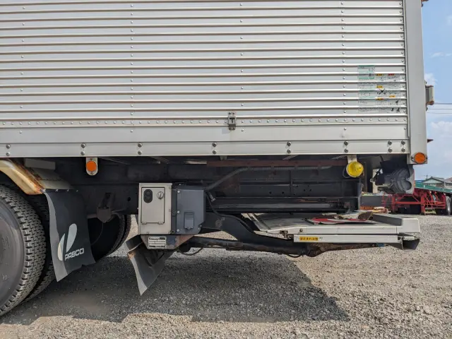 いすゞ フォワード TKG-FRR90S2(2WD)の写真48