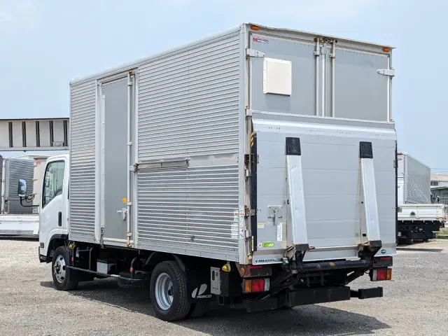 いすゞ エルフ TKG-NPS85AN(4WD)の写真4