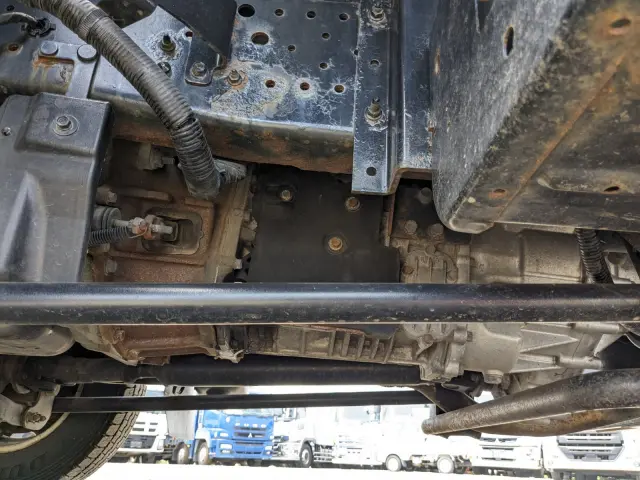 いすゞ エルフ TKG-NPS85AN(4WD)の写真17