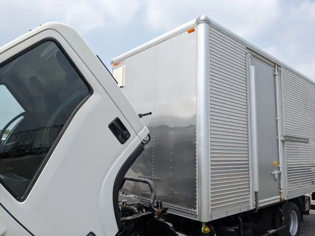 いすゞ エルフ TKG-NPS85AN(4WD)の写真46