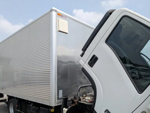 いすゞ エルフ TKG-NPS85AN(4WD)の写真47